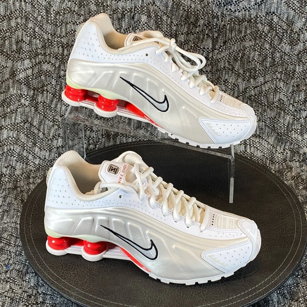 Nike Shox R4 (GS) Sneaker Kids size 6.5 Y